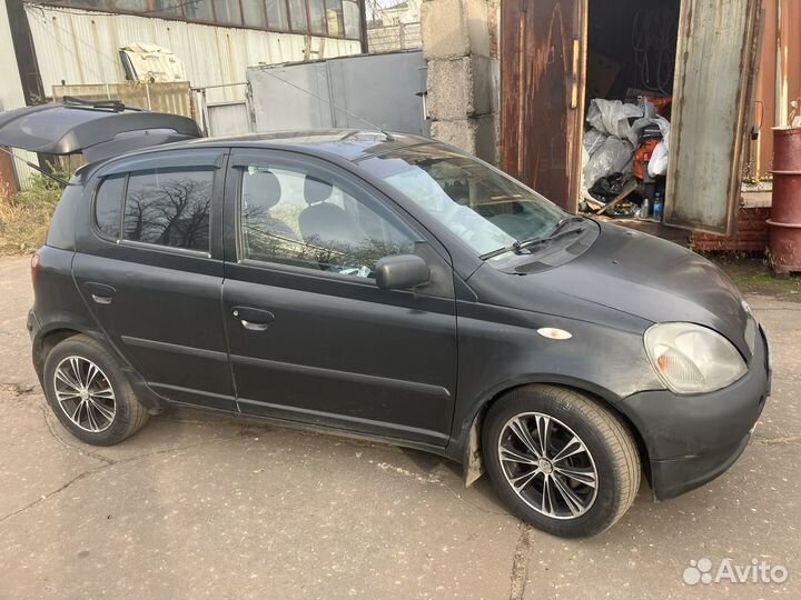 Toyota Yaris 1.3 МТ, 2001, 206 780 км