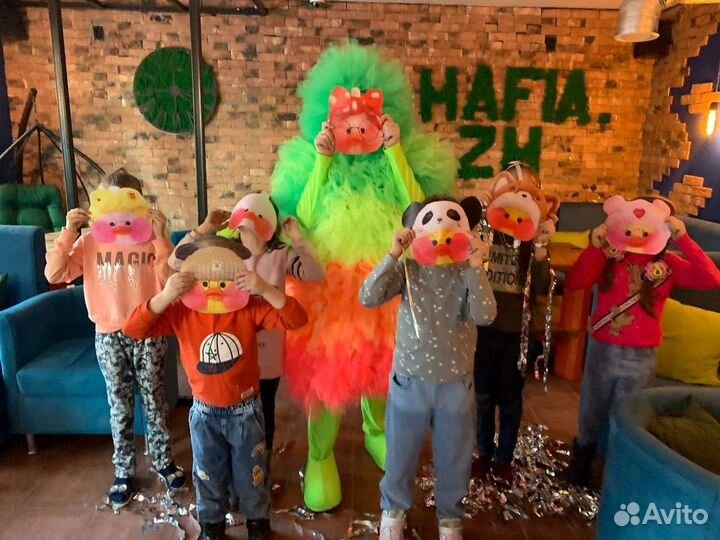 Детский аниматор Ведущая Певица Музыкант