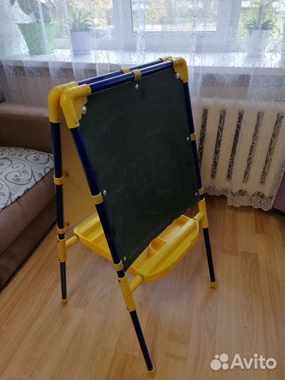 Продам мольберт для рисования