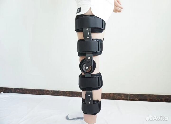 Ортез для коленного сустава с шарнирами