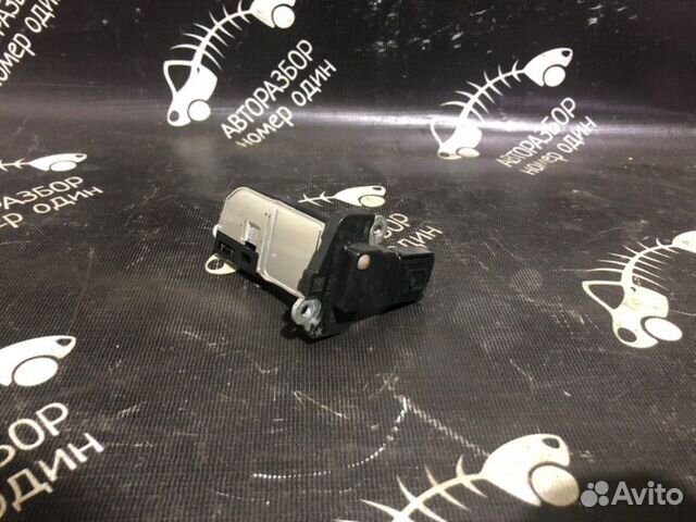 Датчик массового расхода воздуха Ford Focus 3