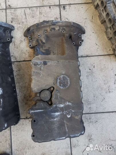 Поддон Mercedes sprinter w903 om611