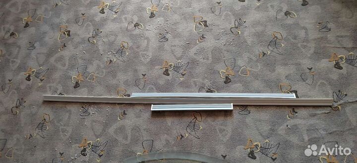 Новые уголки фурнитура плинтуса кухня