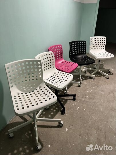 Компьютерный стул IKEA сколберг / споррен