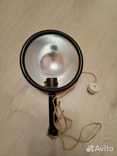 Лампа на струбцине и лампа переносная