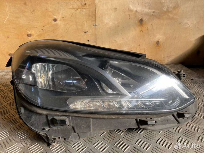 Фара правая, Mercedes E W212 2015