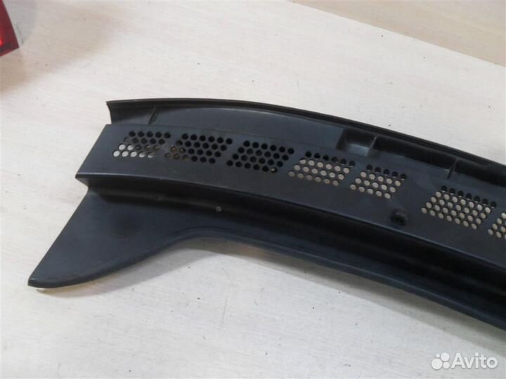 Решетка стеклоочистителей Honda Civic 4D (FD) 2009