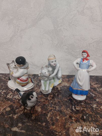 Фарфоровые статуэтки лфз