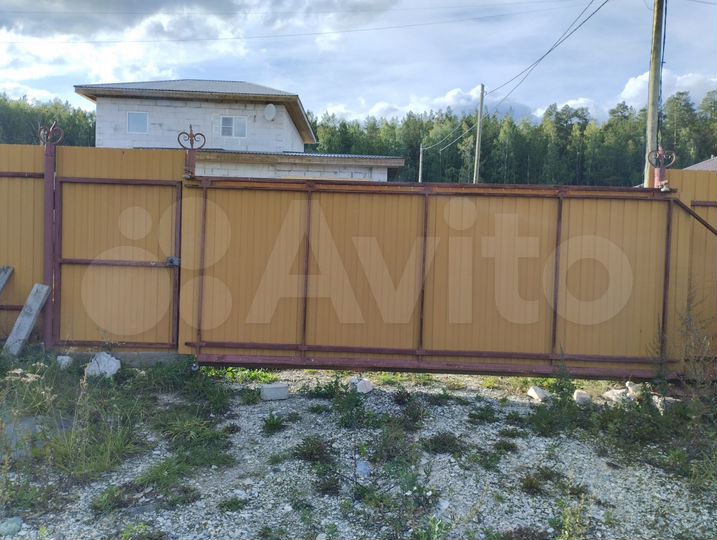 Дача 18 м² на участке 8 сот.