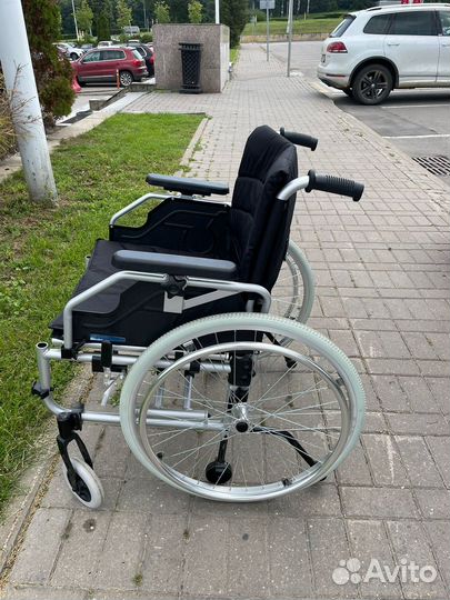 Кресло-коляска инвалидная алюминиевая складная