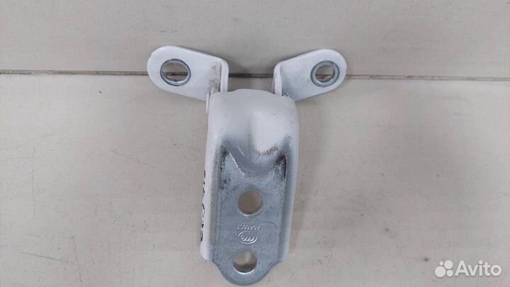 Петля двери задней правой нижняя Hyundai Elantra M
