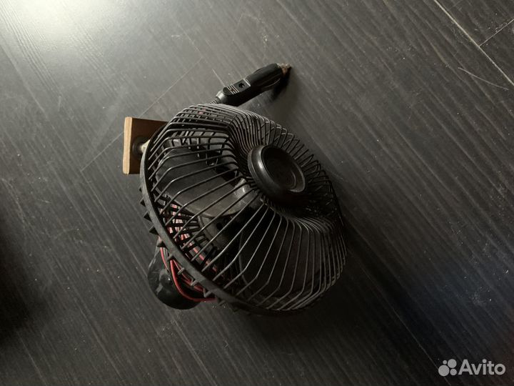 Вентилятор настольный бу 12 вольт и 220