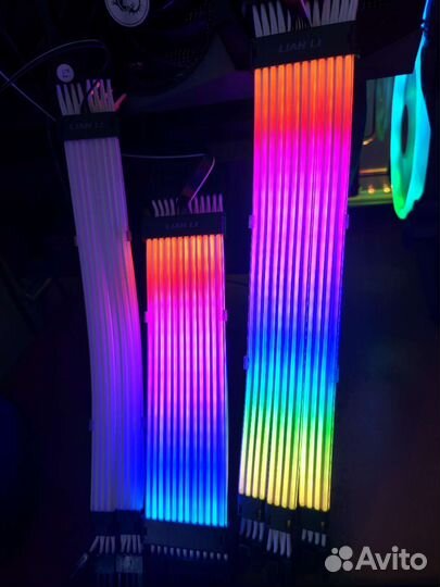 Lian li strimer plus v2 ATX: 2x8pin