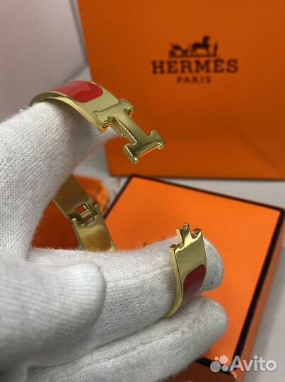 Красный браслет hermes