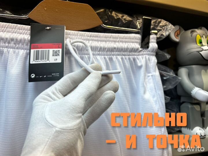 Шорты Nike Swoosh