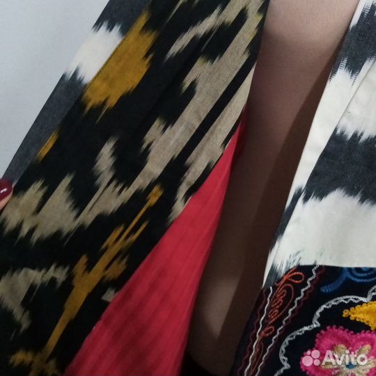 Узбекский халат из сюзане и иката. Кимоно. CHT008