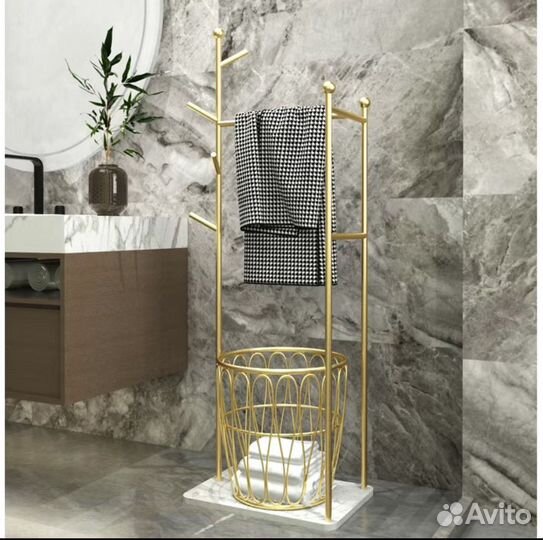 Вешалка дизайнерская для одежды с корзиной