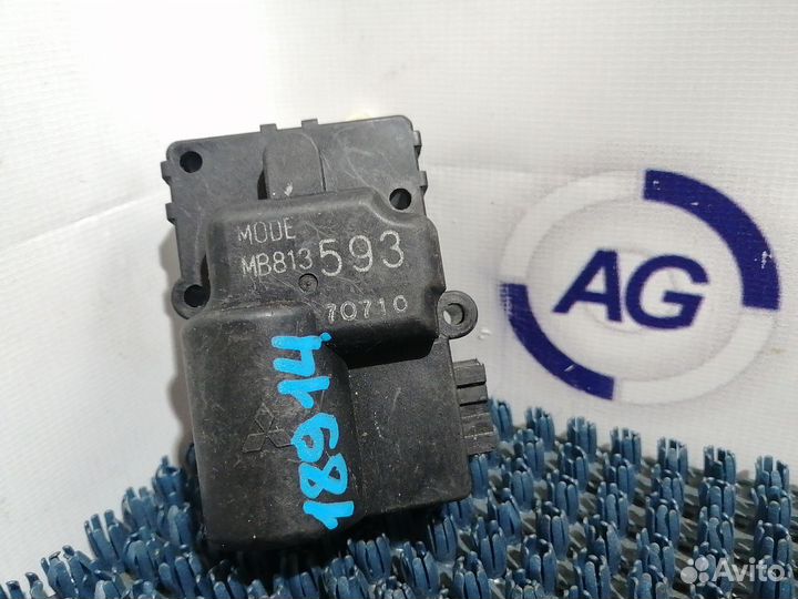 Сервопривод заслонок печки Mitsubishi Challenger