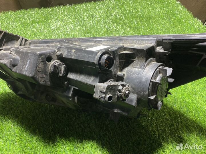 Фара Hyundai Solaris