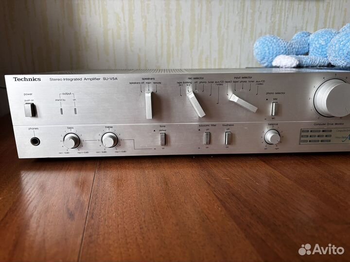 Интегральный усилитель Technics SU-V5A