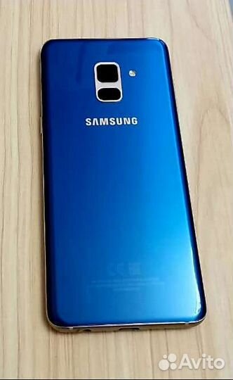 Телефон Samsung galaxy a8