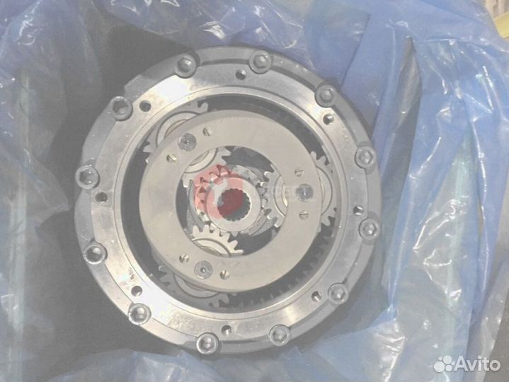 Редуктор поворота Hyundai R130W-3 31N4-10140