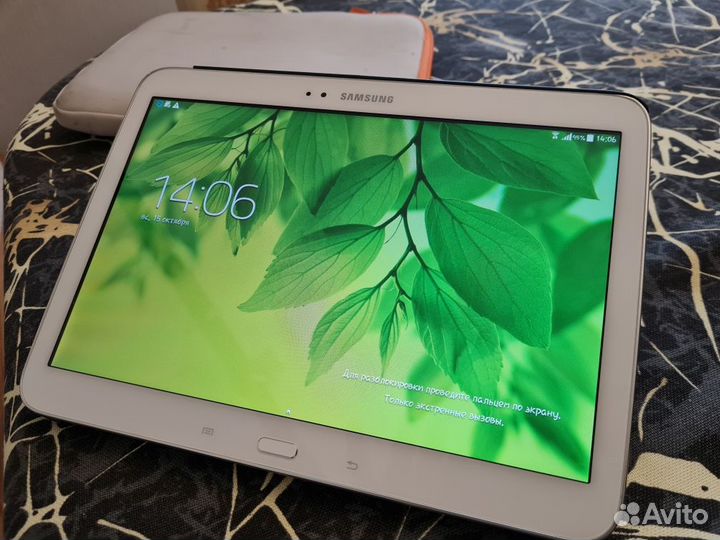 Планшет Samsung Galaxy Tab 3 (GT-P5200) белый