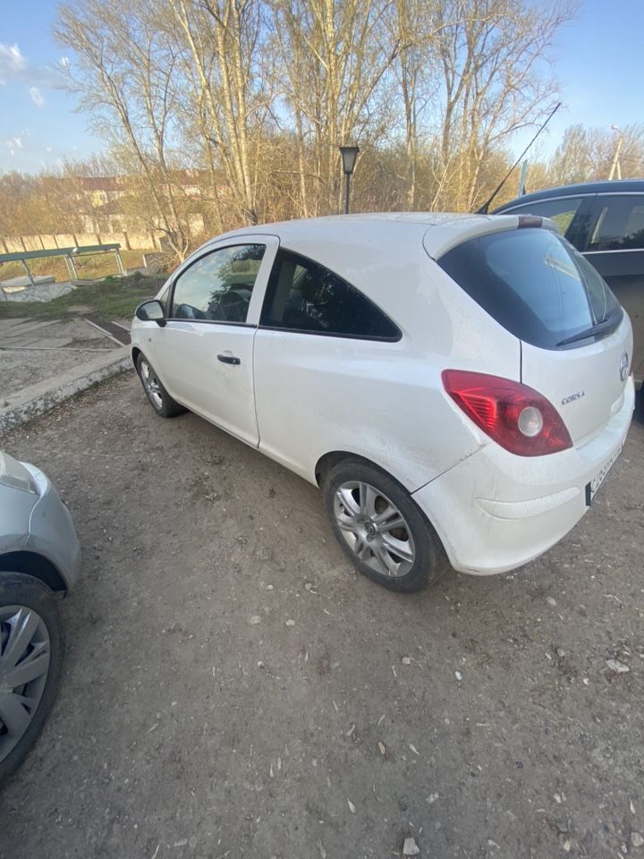 Opel Corsa: фото владельца