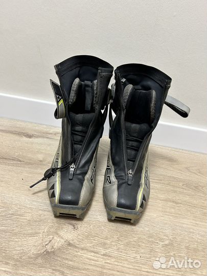 Лыжные ботинки fischer 42 размер