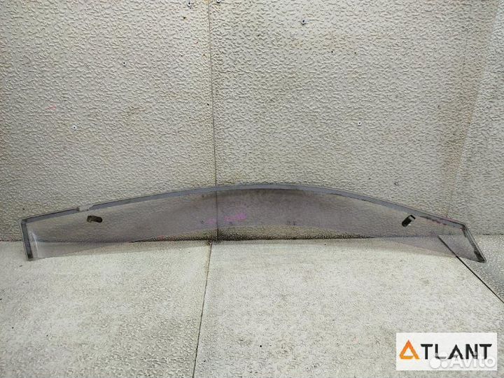 Ветровик передний левый suzuki MR wagon