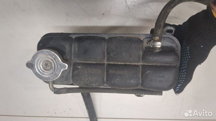 Бачок расширительный Mercedes C W202, 2000