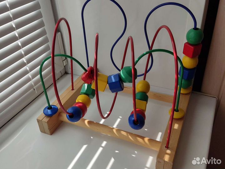 Развивающие игрушки для малышей