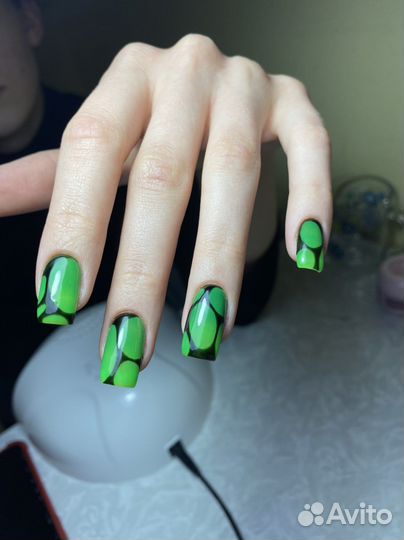 Маникюр на дому