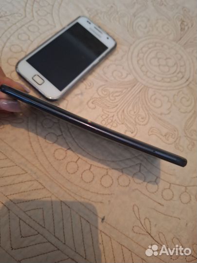 Samsung Galaxy A50, 6/64 ГБ