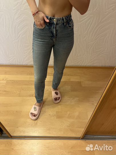 Джинсы zara