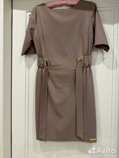 Платье 44 размера