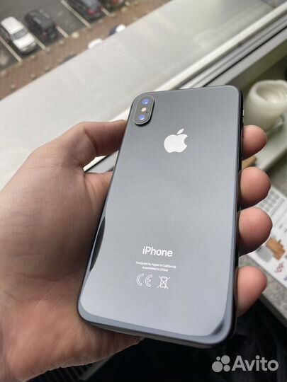 iPhone X
