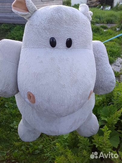 Мягкая игрушка бегемот