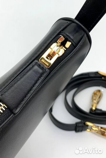 Кожаная мини сумка Prada