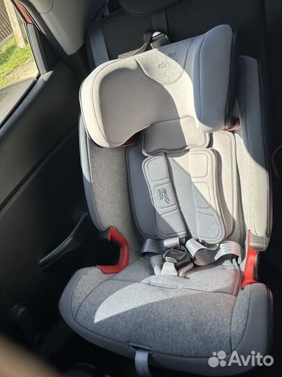 Автокресло britax romer advansafix 4
