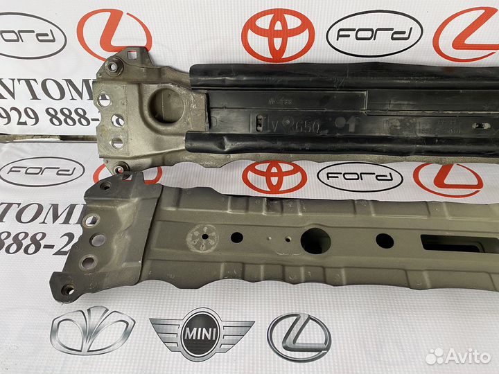 Суппорт радиатора нижний на toyota camry V70
