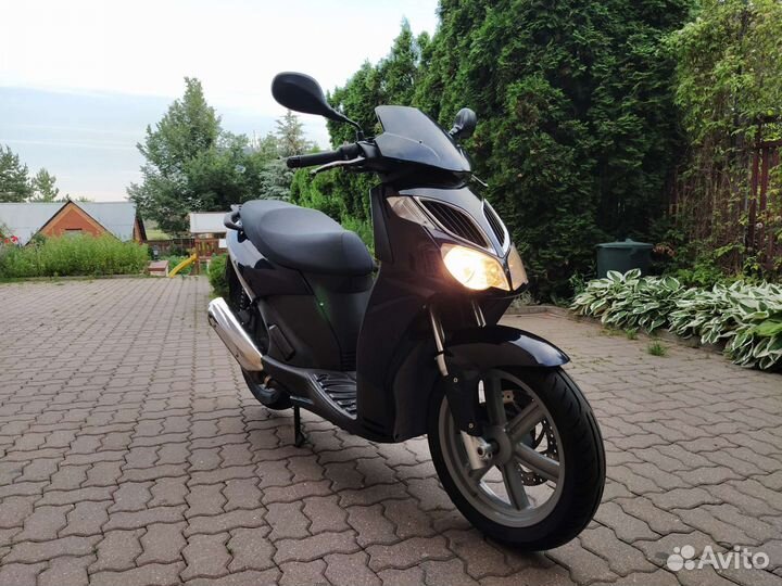 Aprilia Sportcity 200