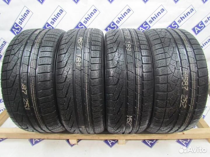 Pirelli Winter Sottozero 240 Serie II 245/45 R19 и 275/40 R19 102V