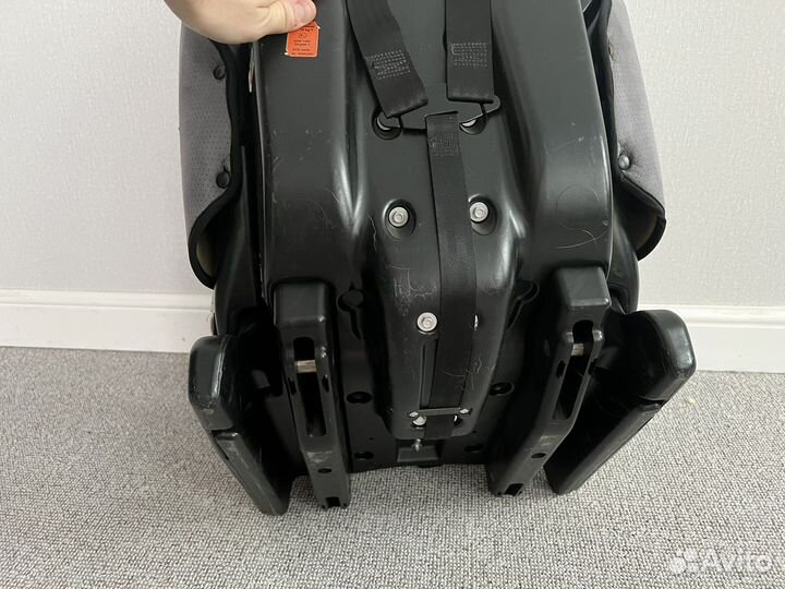 Детское кресло recaro Young expert plus