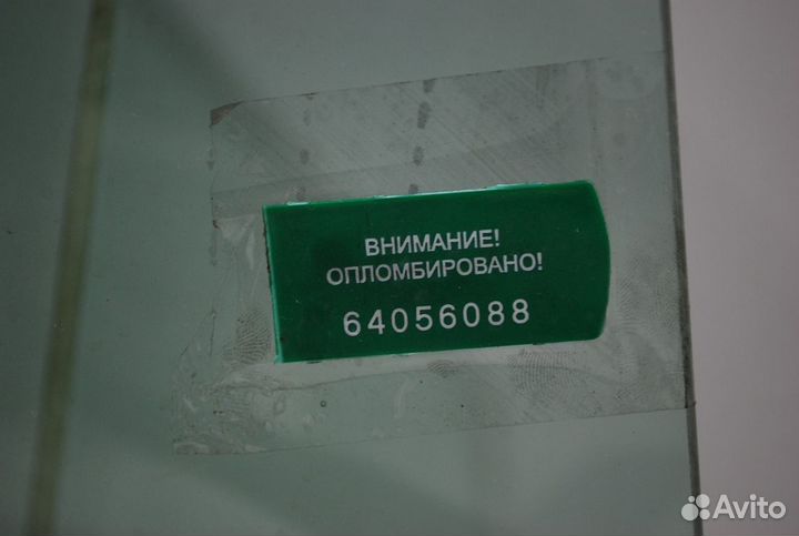 Стекло двери переднее правое Mercedes-Benz C-Class