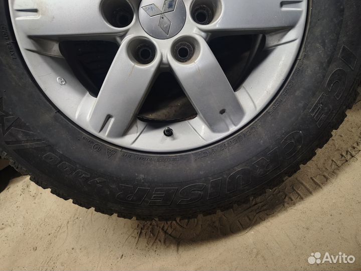 Колеса в сборе r17 зимние Mitsubishi