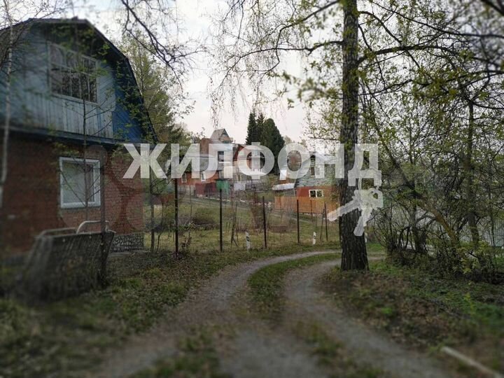 Дача 41,6 м² на участке 6,6 сот.