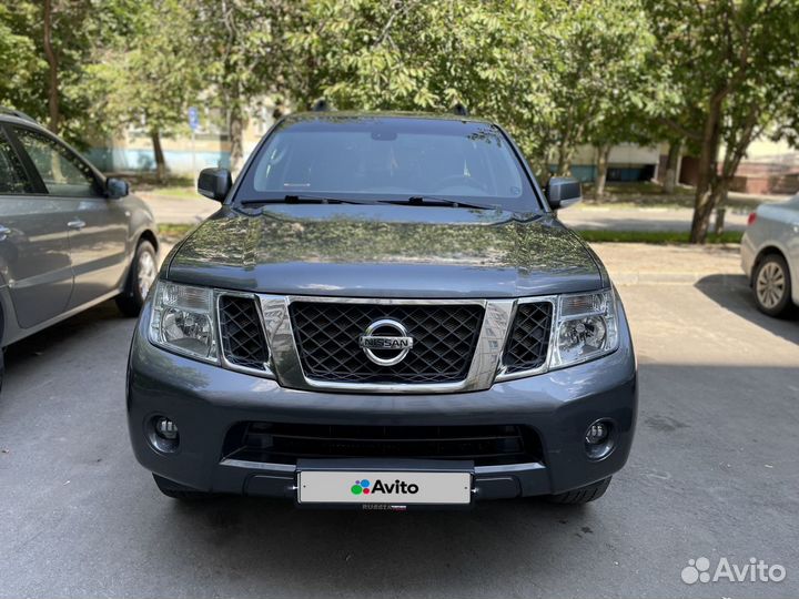 Nissan Pathfinder 2.5 AT, 2014, 175 000 км
