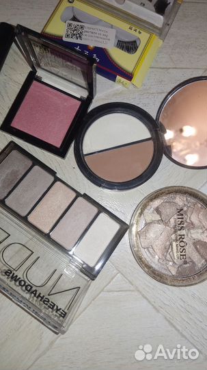 Набор косметики пакетом