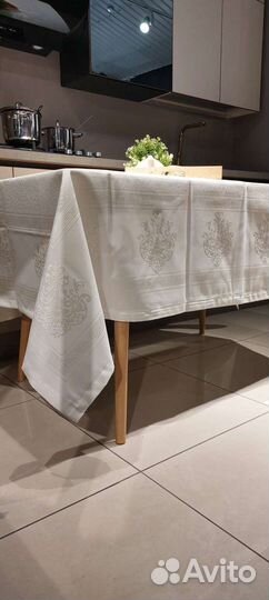 Скатерть новая